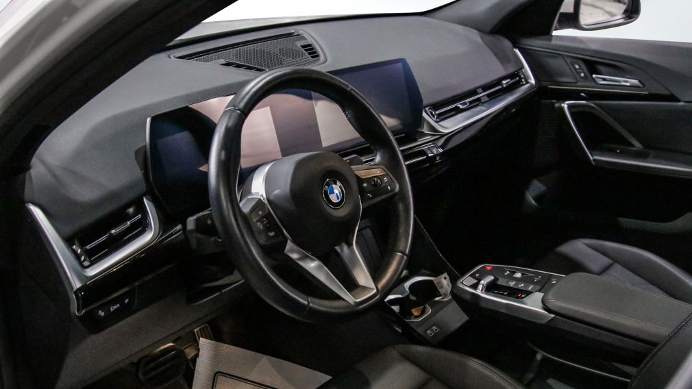 2025 BMW X2 — photo 8