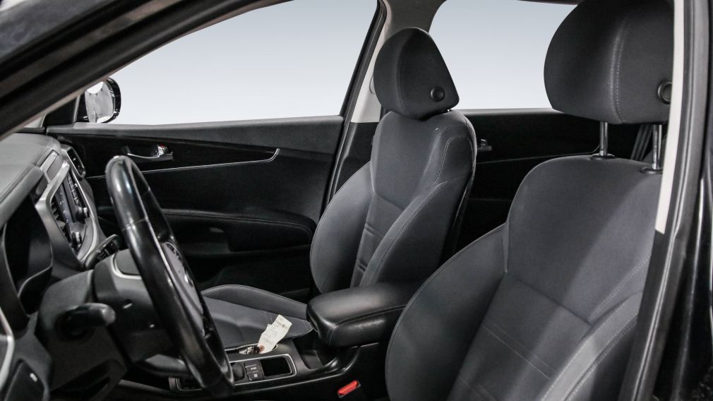 2019 Kia Sorento — photo 8