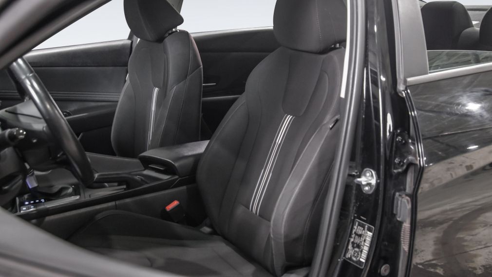 2023 Hyundai Elantra — photo 8