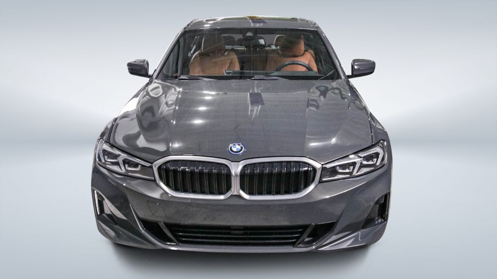 2024 BMW 330 — photo 2