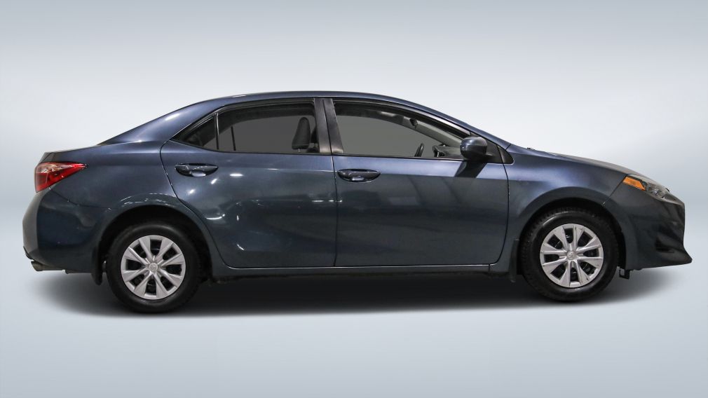 2019 Toyota Corolla — photo 8