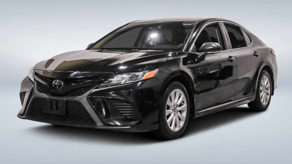 2019 Toyota Camry — photo 3