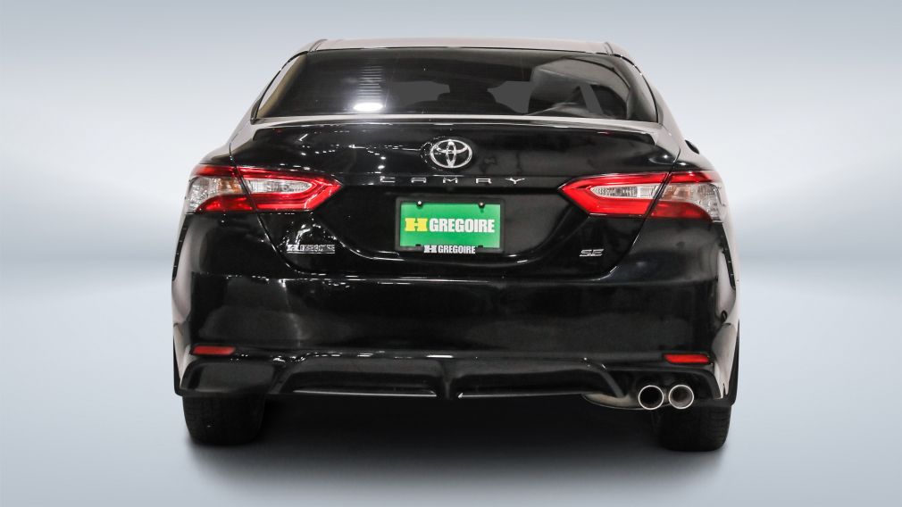 2019 Toyota Camry — photo 6