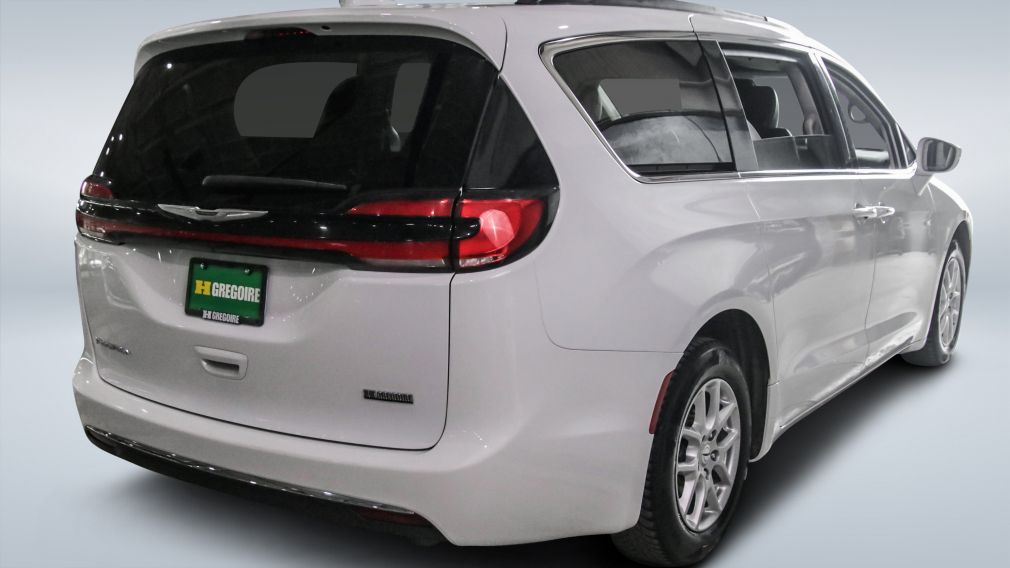 2022 Chrysler Pacifica — photo 6