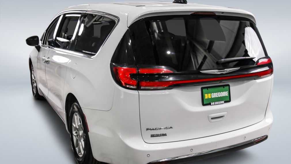 2023 Chrysler Pacifica — photo 4
