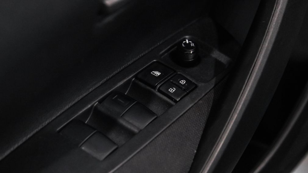 2023 Toyota Corolla — photo 8