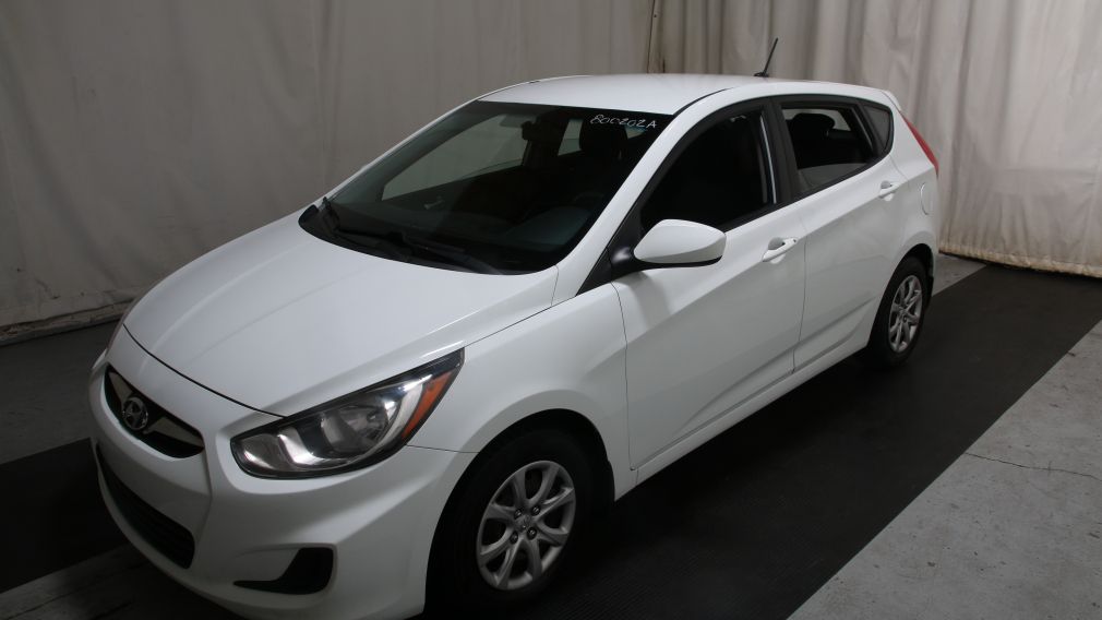 2012 Hyundai Accent GL #3