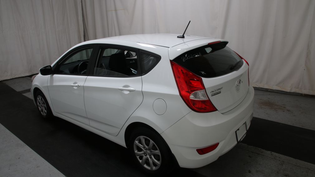 2012 Hyundai Accent GL #4