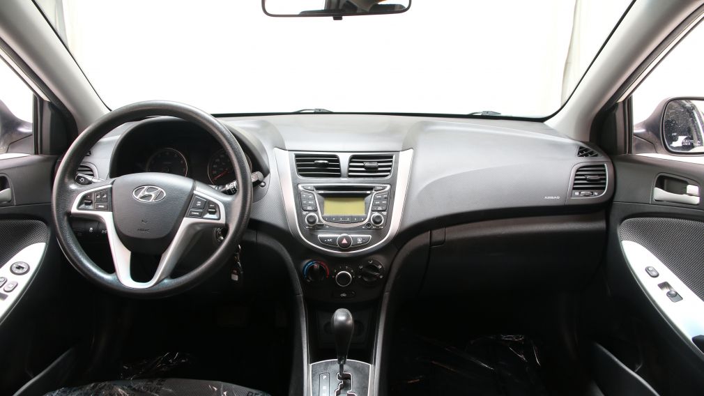 2012 Hyundai Accent GL #10