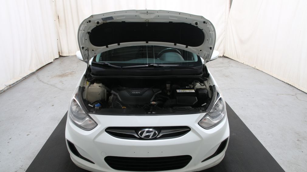 2012 Hyundai Accent GL #20