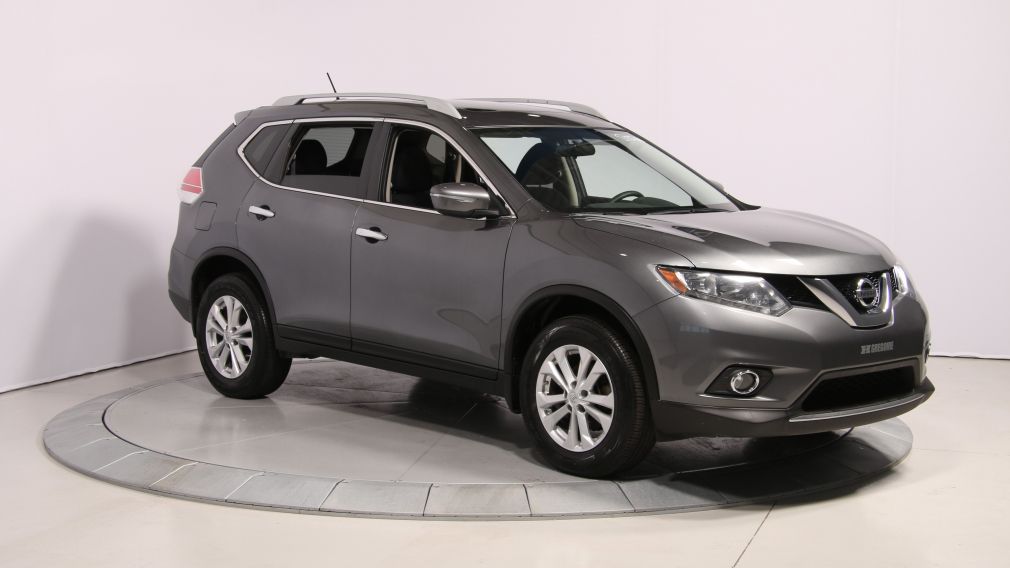 2015 Nissan Rogue SV #0