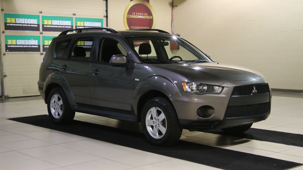 2011 Mitsubishi Outlander ES #0