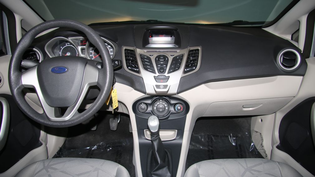 2012 Ford Fiesta SE A/C GR ELECT #11