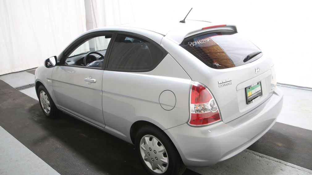 2010 Hyundai Accent GL Sport #4