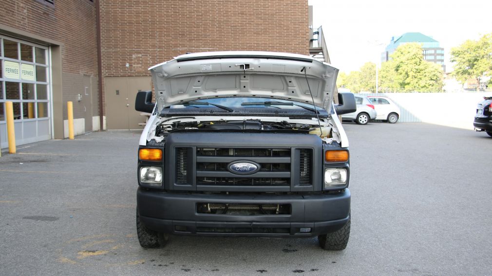 2012 Ford Econoline XLT 15 PASSAGERS #17