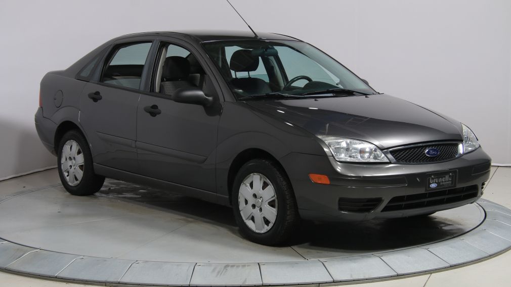 2007 Ford Focus S #0