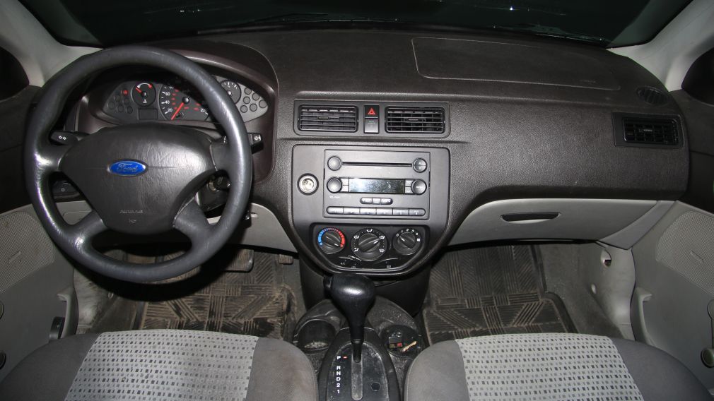 2007 Ford Focus S #12