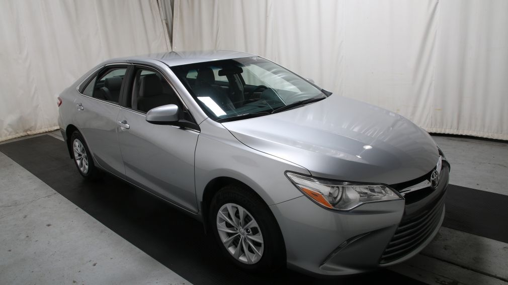 2016 Toyota Camry LE #0