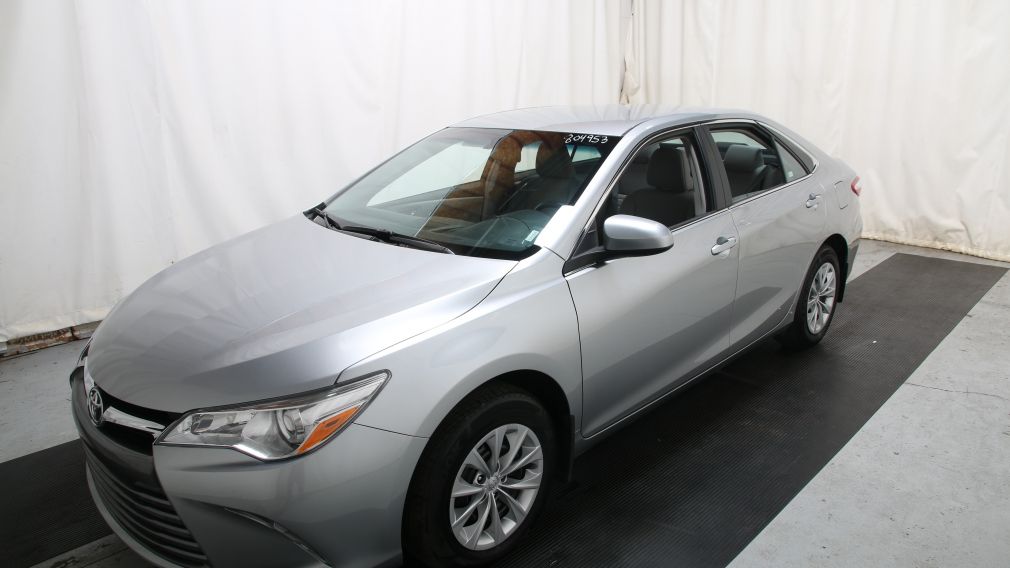 2016 Toyota Camry LE #2
