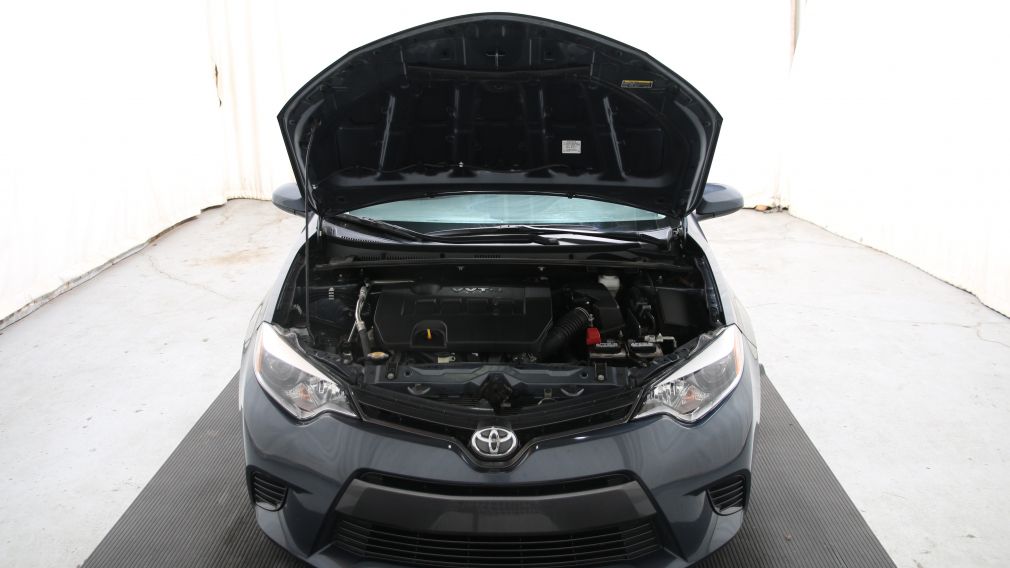 2015 Toyota Corolla LE #24