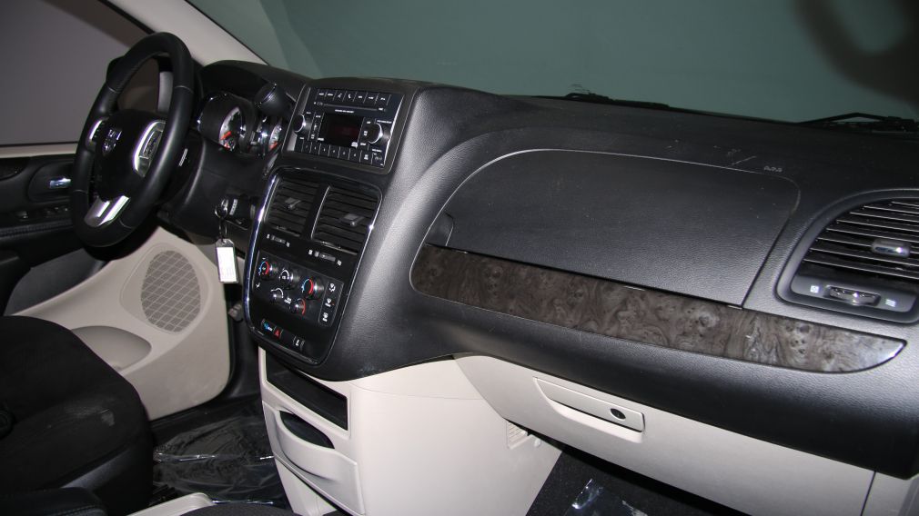 2015 Dodge GR Caravan SXT STOW'N GO AUTO A/C GR ELECT #25