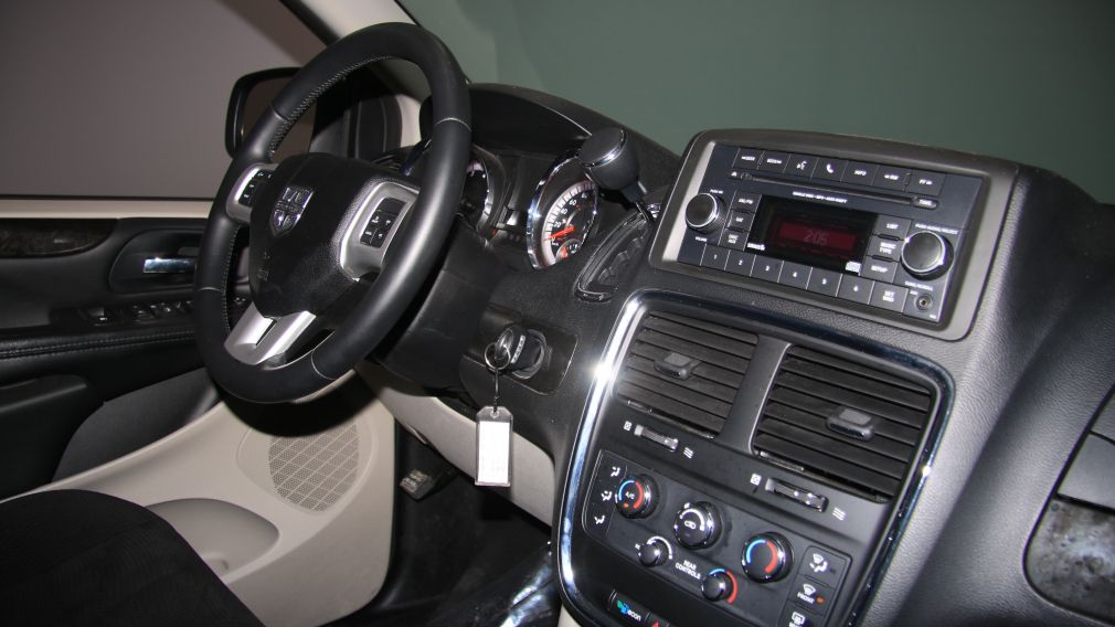 2015 Dodge GR Caravan SXT STOW'N GO AUTO A/C GR ELECT #26