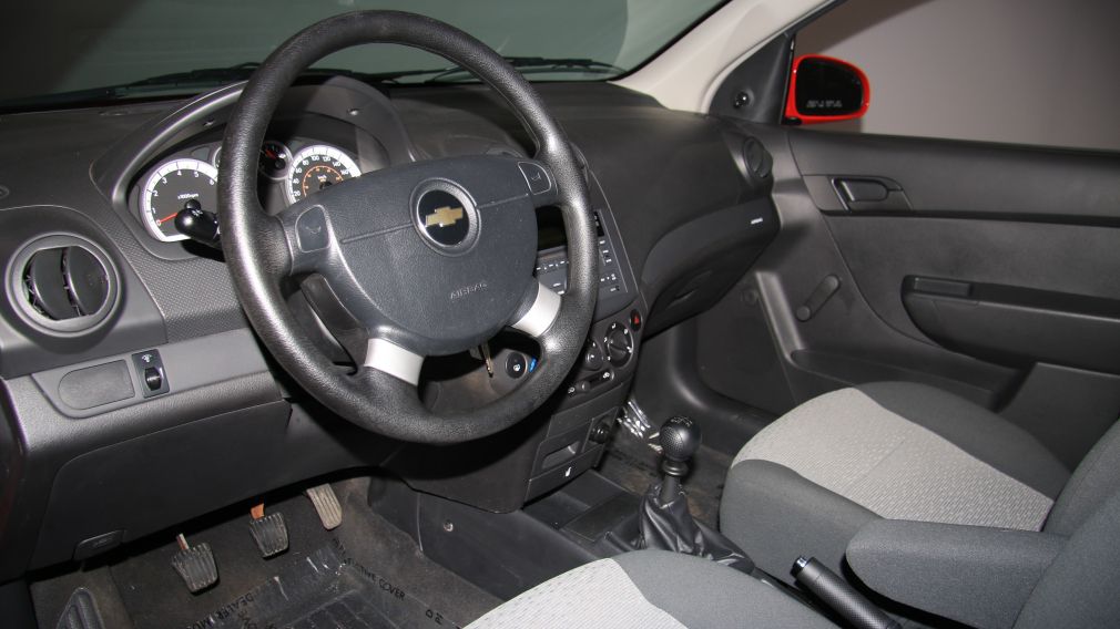 2011 Chevrolet Aveo LT #12