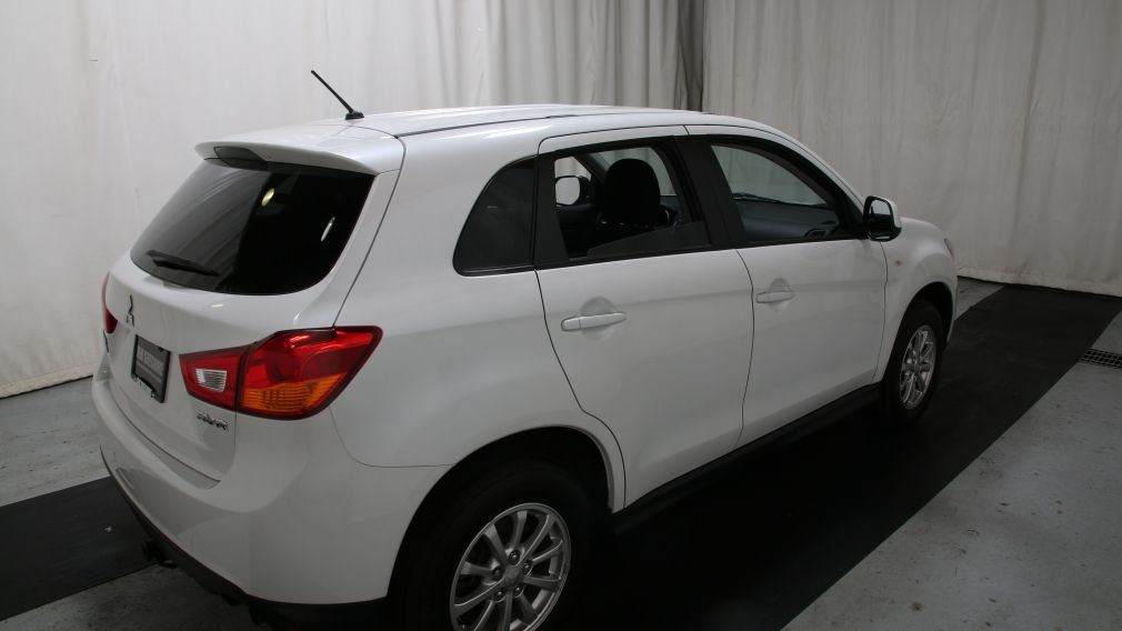 2013 Mitsubishi RVR SE #5