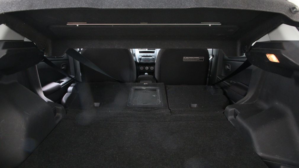 2013 Mitsubishi RVR SE #24