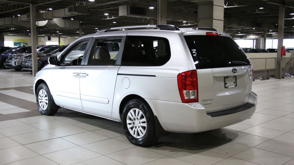 2012 Kia Sedona LX #3