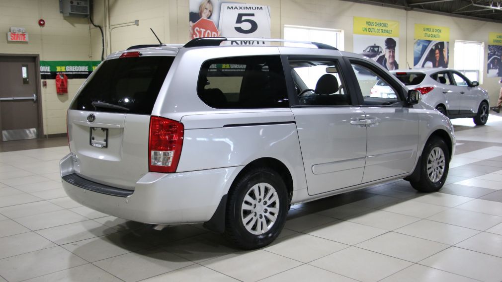 2012 Kia Sedona LX #5