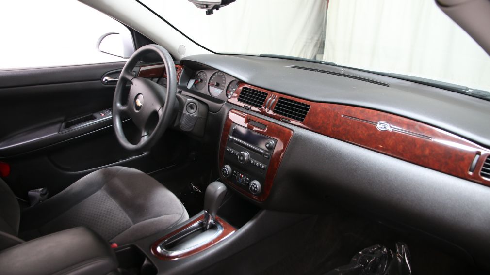 2009 Chevrolet Impala LS #18