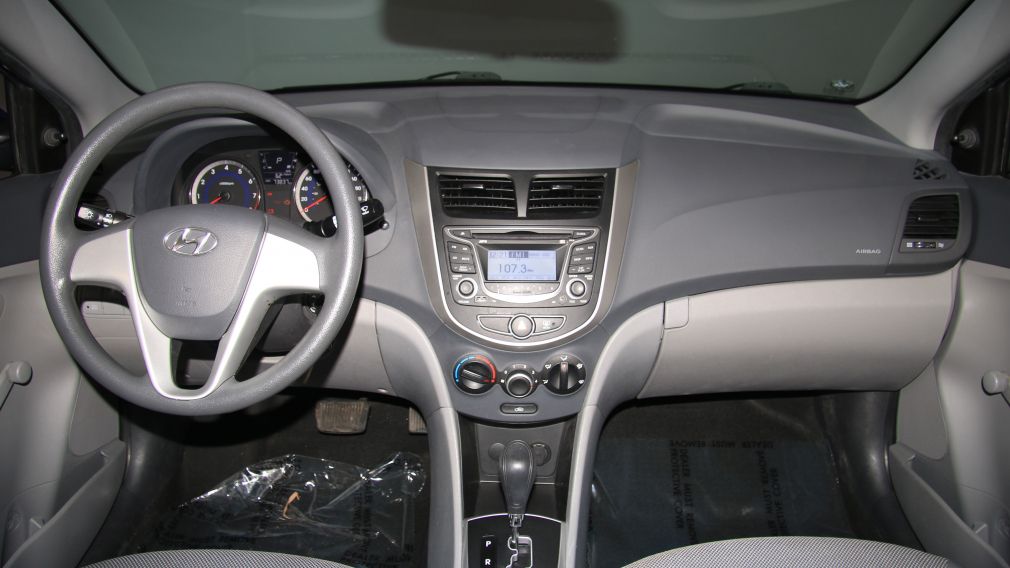 2013 Hyundai Accent L AUTO #10