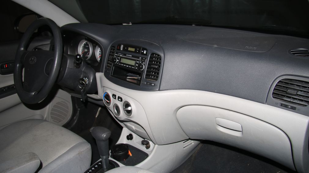 2008 Hyundai Accent GL #20