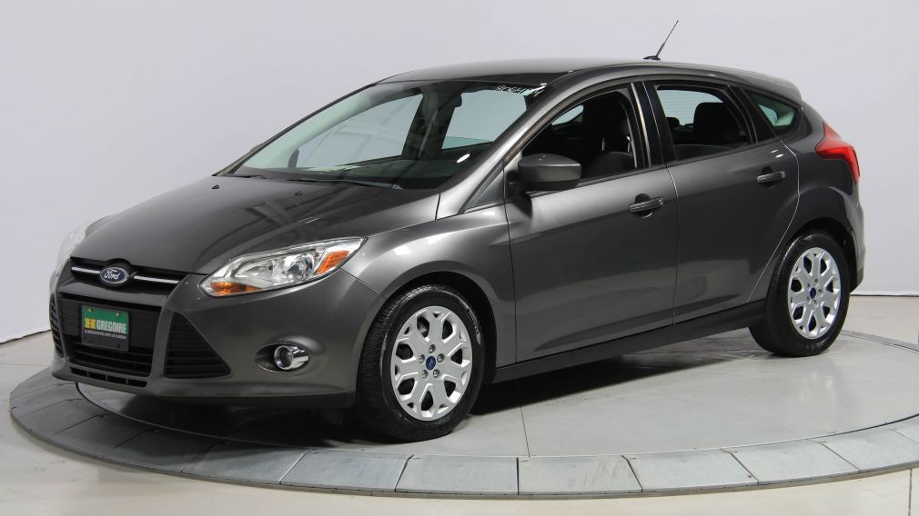 2012 Ford Focus SE #2