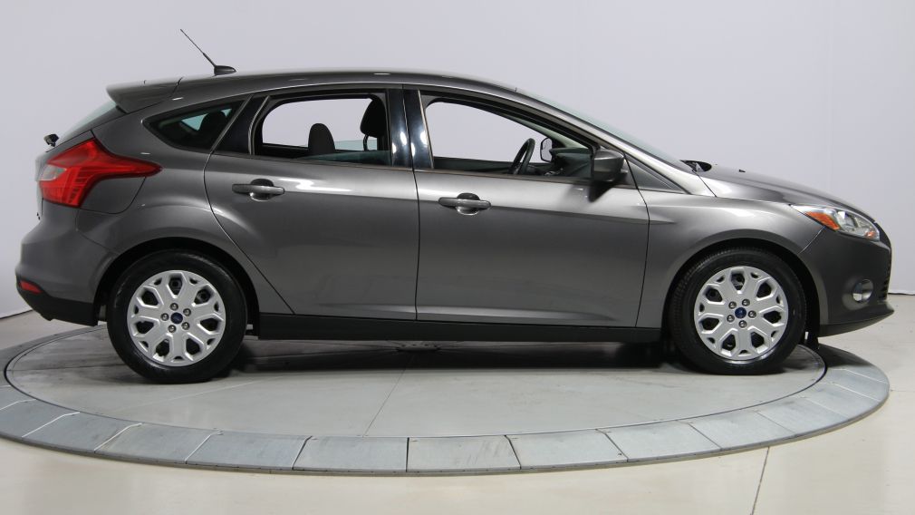 2012 Ford Focus SE #8