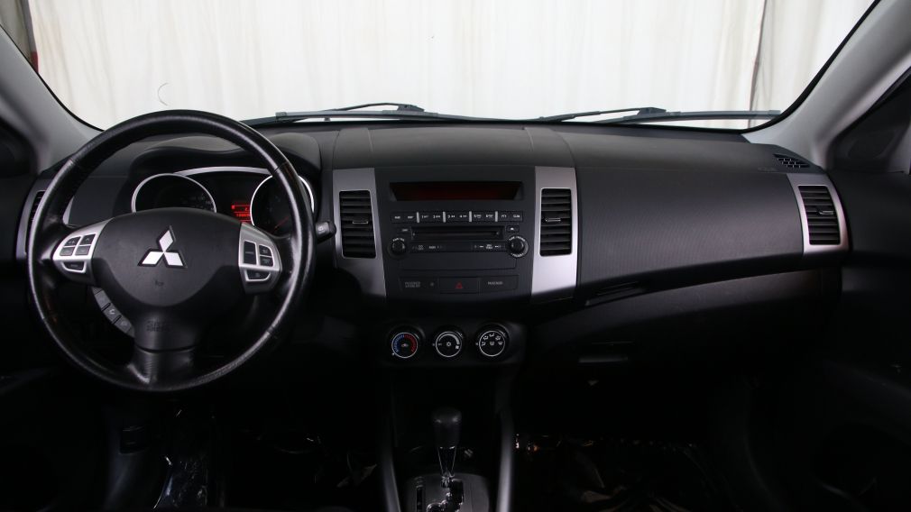 2010 Mitsubishi Outlander LS #9