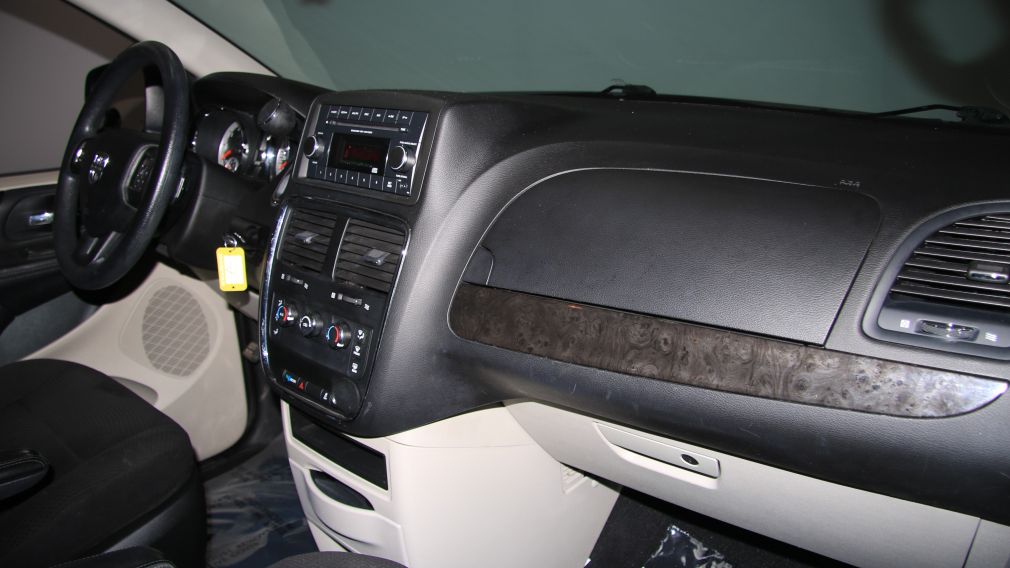 2013 Dodge GR Caravan SE A/C GR ELECT #23