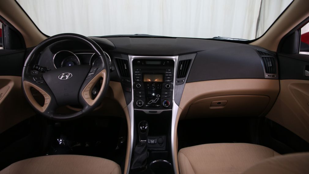 2013 Hyundai Sonata GL #10