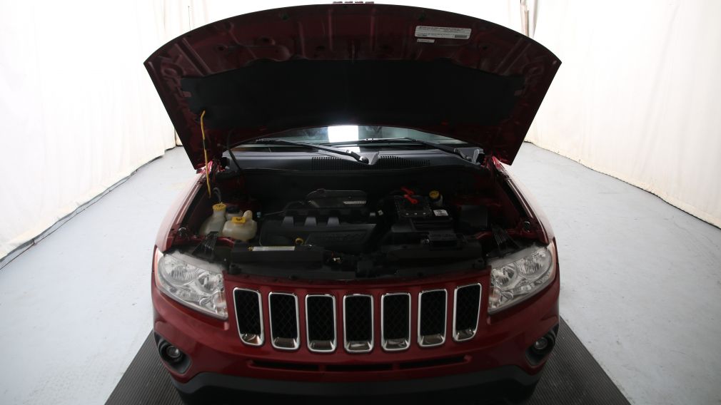 2011 Jeep Compass North Edition 4X4 AUTO A/C GR ELECT MAGS #22