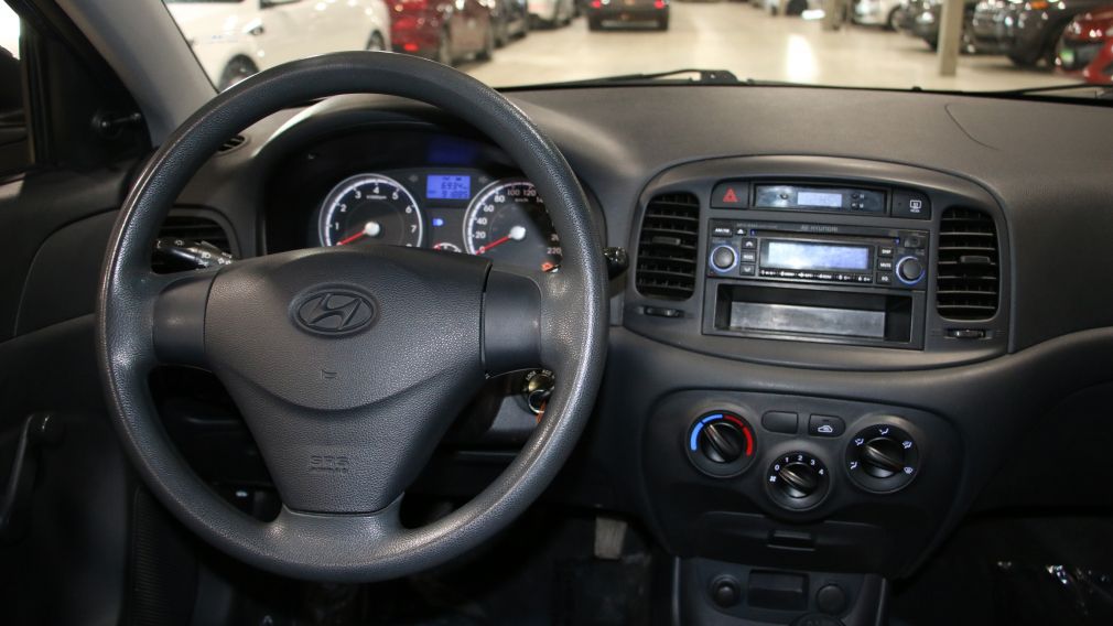 2011 Hyundai Accent L #12