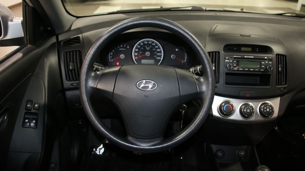 2010 Hyundai Elantra L #19