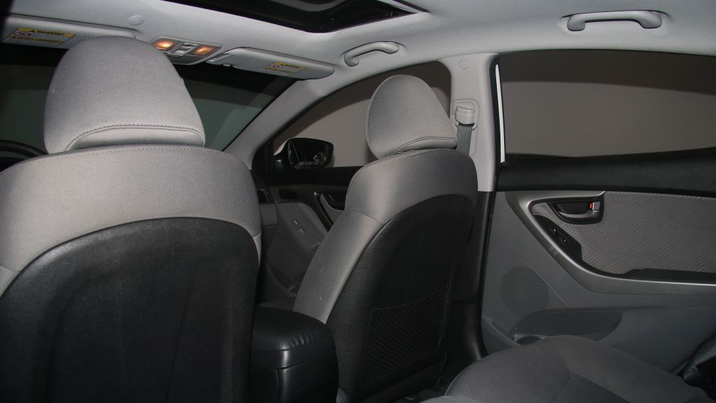 2012 Hyundai Elantra GLS #18