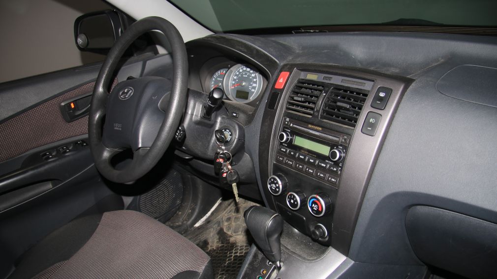 2008 Hyundai Tucson GL #21