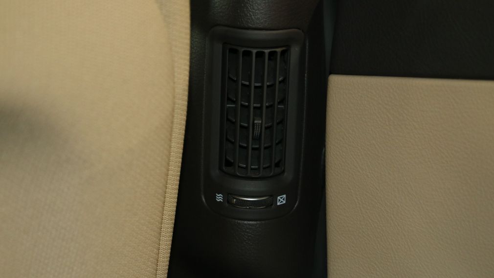 2011 Hyundai Santa Fe GL MAGS A/C #16