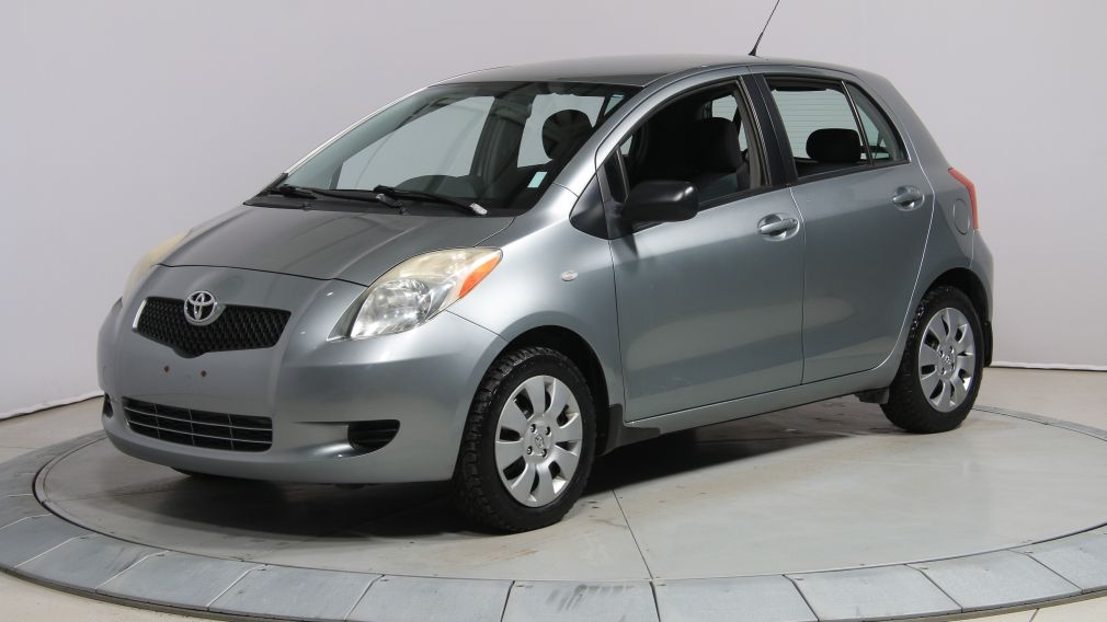 2008 Toyota Yaris LE #3