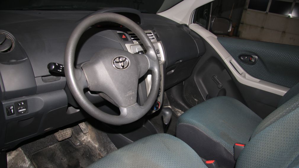 2008 Toyota Yaris LE #9