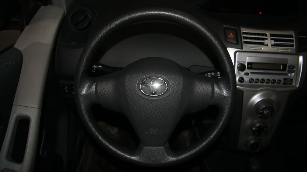 2008 Toyota Yaris LE #12