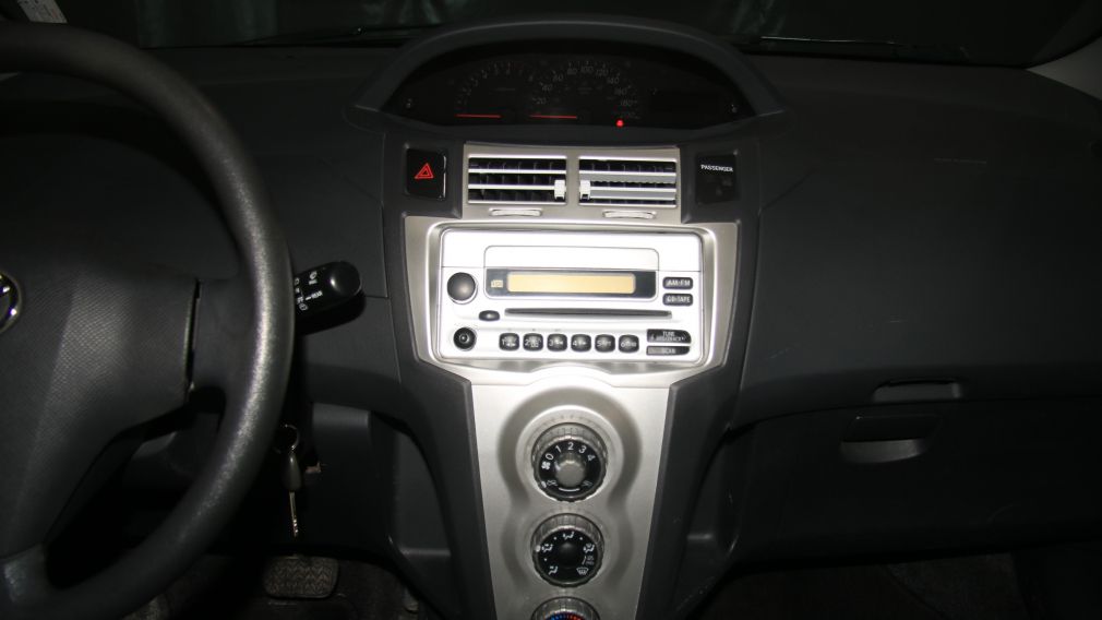 2008 Toyota Yaris LE #13