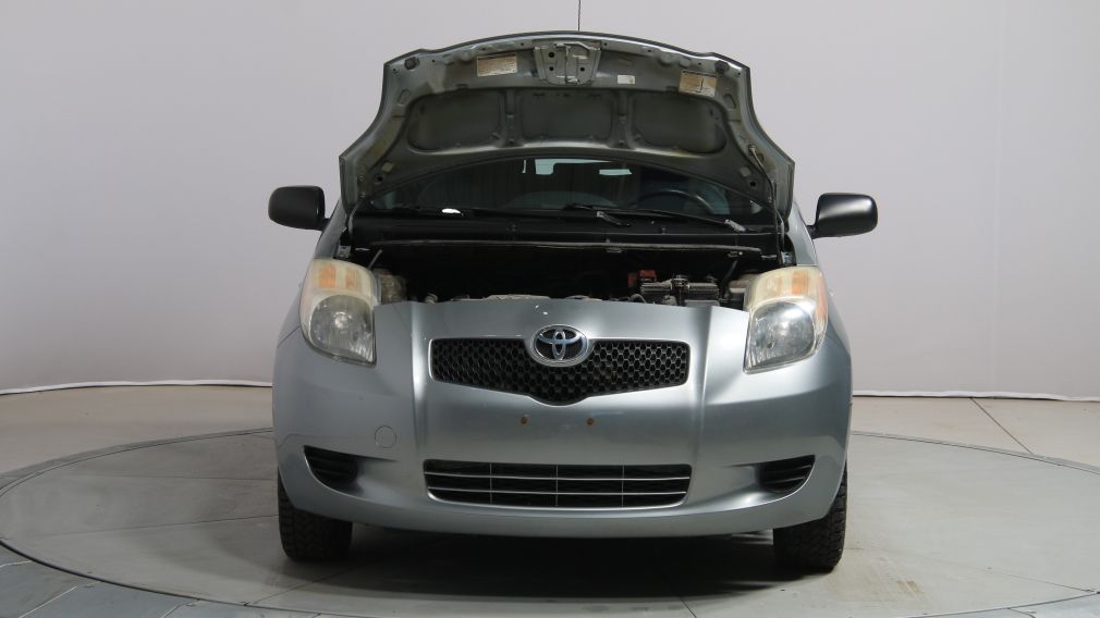 2008 Toyota Yaris LE #21